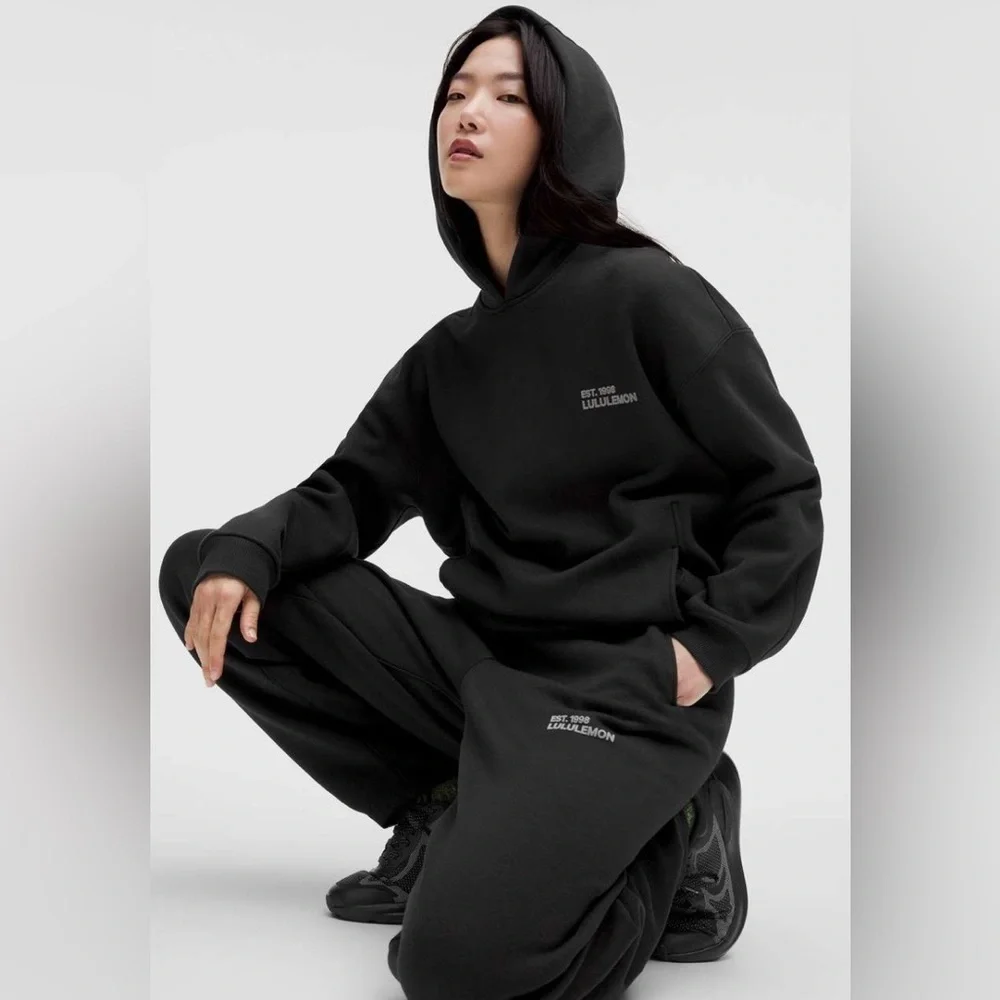 Lululemon Heavyweight Fleece Barrel Leg Sweatpants